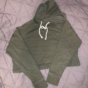 OLIVE GREEN CROPPED HOODIE!